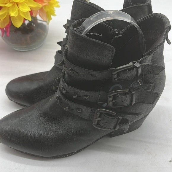 OTBT Valley View Dark Brown Ankle Bootie Size 8. BAB2398F - Picture 4 of 8